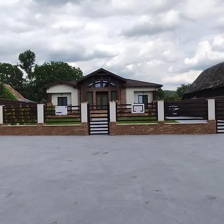 Agropensiunea Anotimpuri Albestii Paminteni Exterior foto